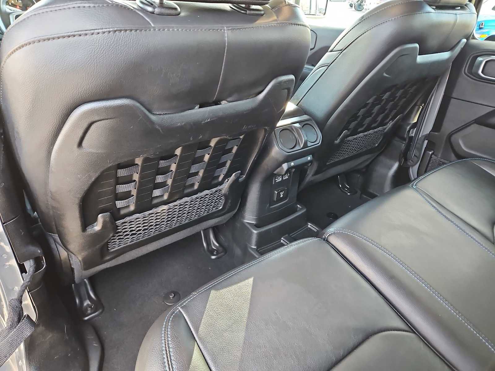 Used 2023 Jeep Wrangler Unlimited Rubicon 4xe w/ Cold Weather Group image 17