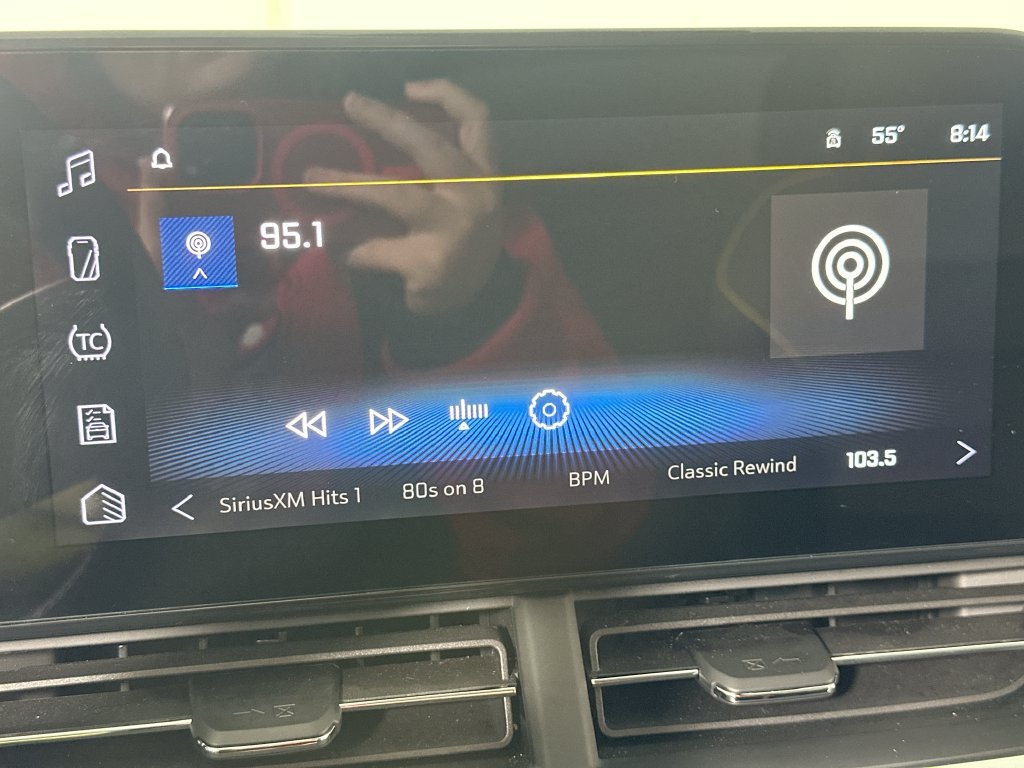 Used 2025 Chevrolet Trax ACTIV FWD image 27