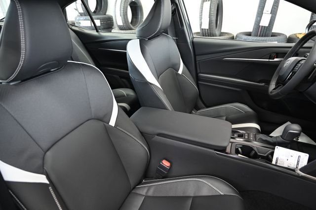 New 2026 Toyota Camry SE FWD image 9