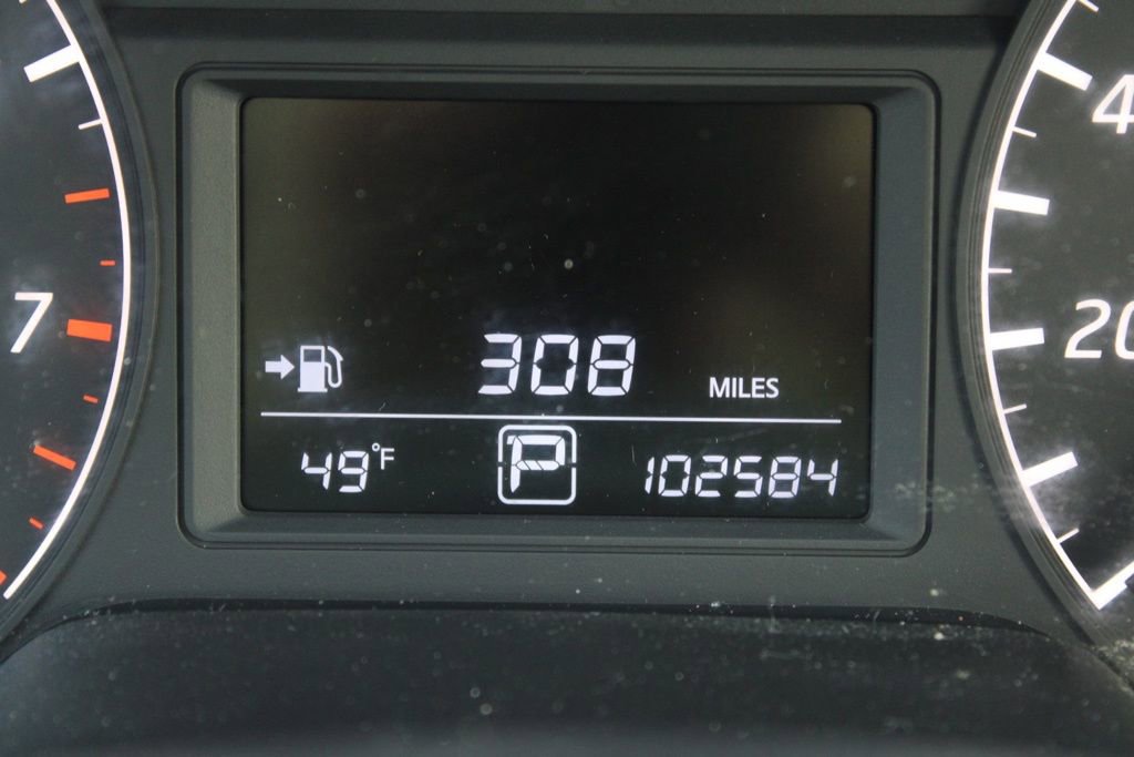 Used 2013 Nissan Sentra S image 27