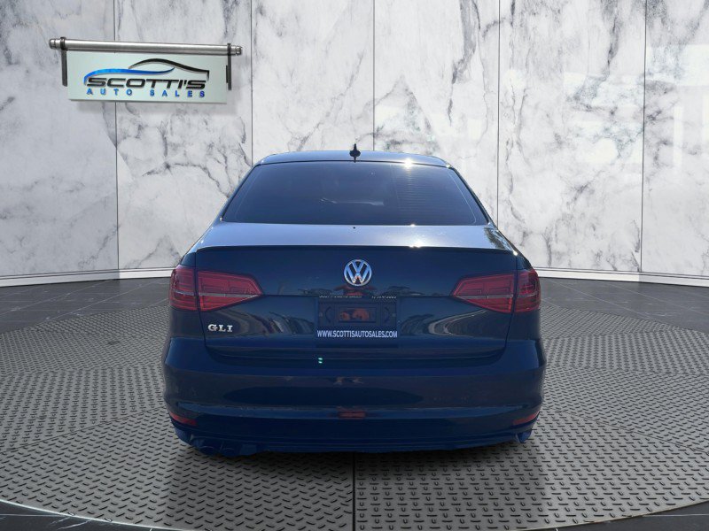 Used 2018 Volkswagen Jetta GLI FWD image 7