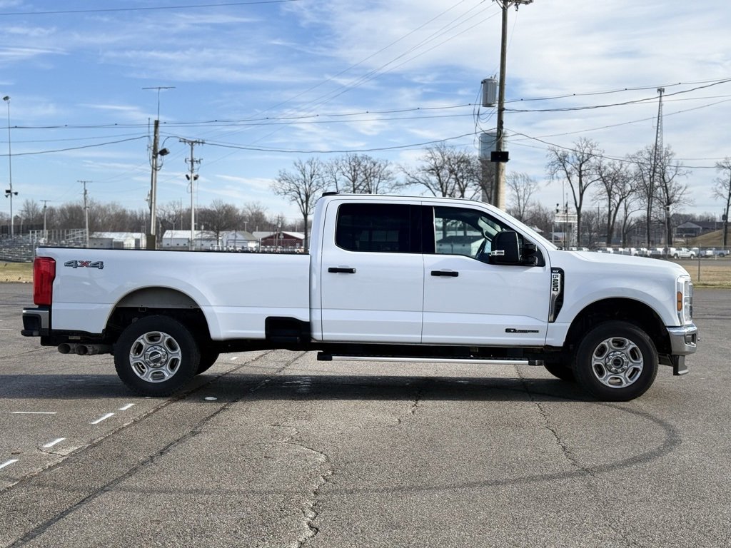 Used 2025 Ford F250 XLT image 4