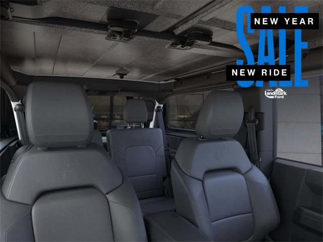 New 2025 Ford Bronco Badlands image 12