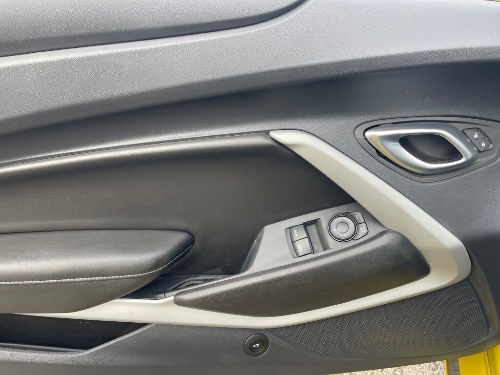 Used 2024 Chevrolet Camaro LT image 10