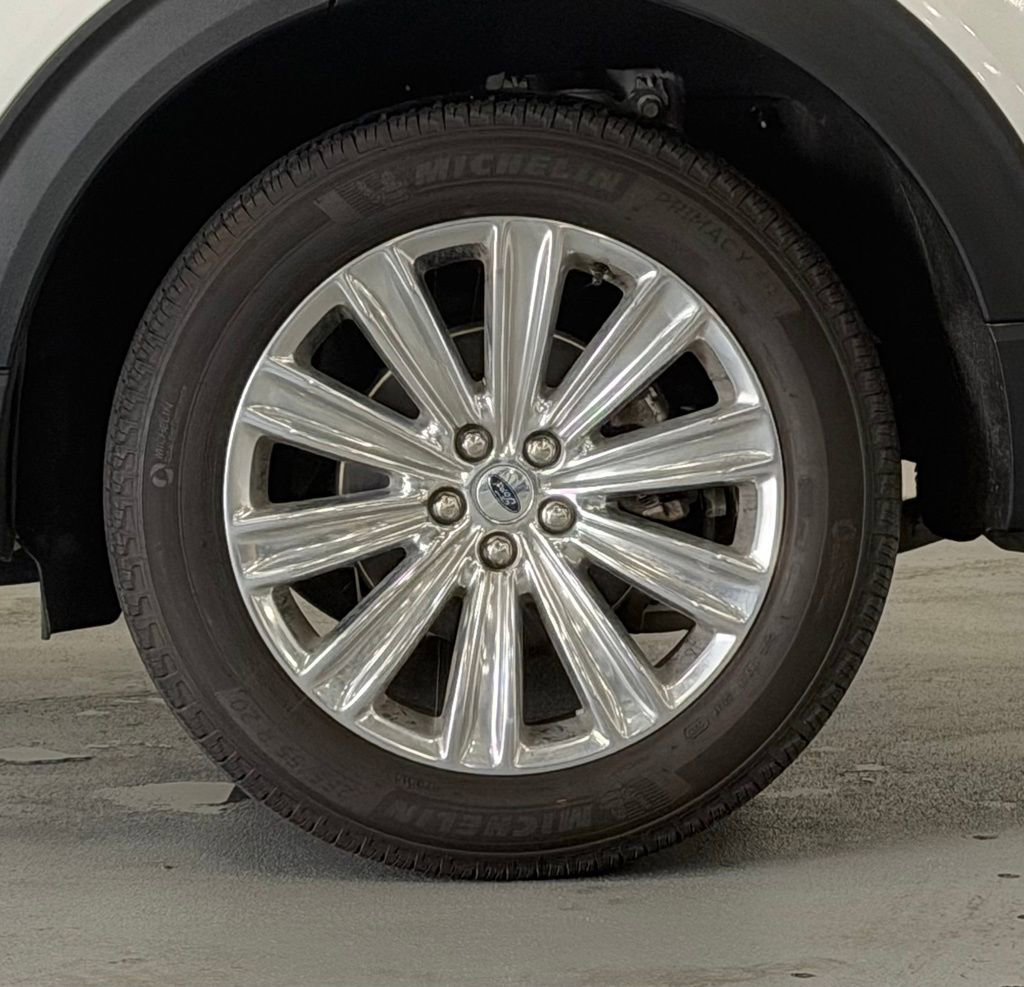 Used 2022 Ford Explorer Limited w/ Limited Technology Package image 8