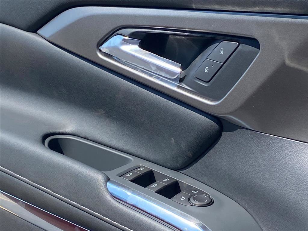 New 2026 Chevrolet Traverse LT w/ Driver Confidence Package image 19