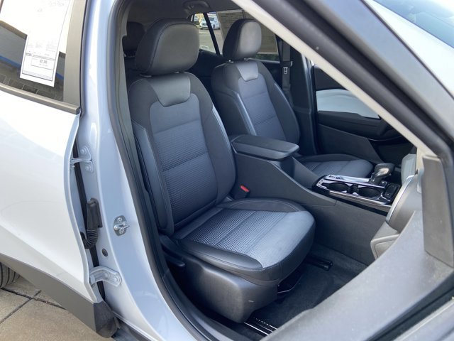 Used 2024 Chevrolet Trax LT image 19