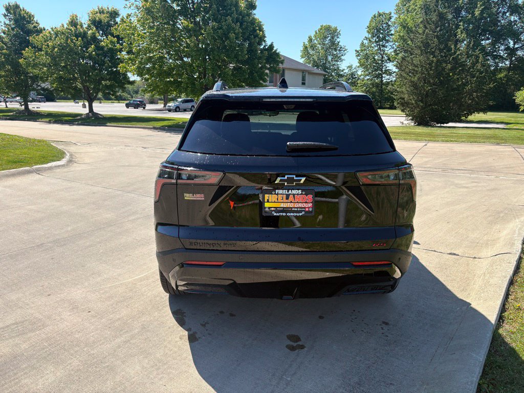New 2026 Chevrolet Equinox RS w/ Safety and Technology Package AWD/4WD image 8