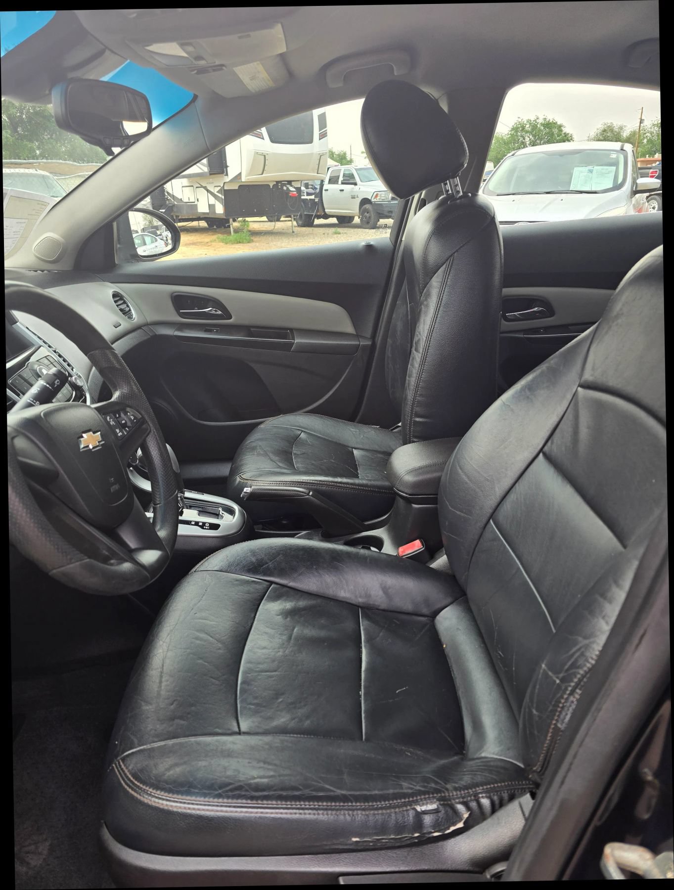 Used 2012 Chevrolet Cruze LS w/ Connectivity Package FWD image 6