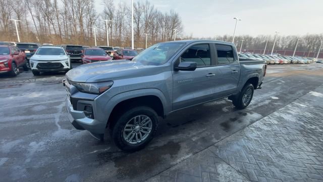 Used 2024 Chevrolet Colorado LT w/ LT Convenience Package image 4