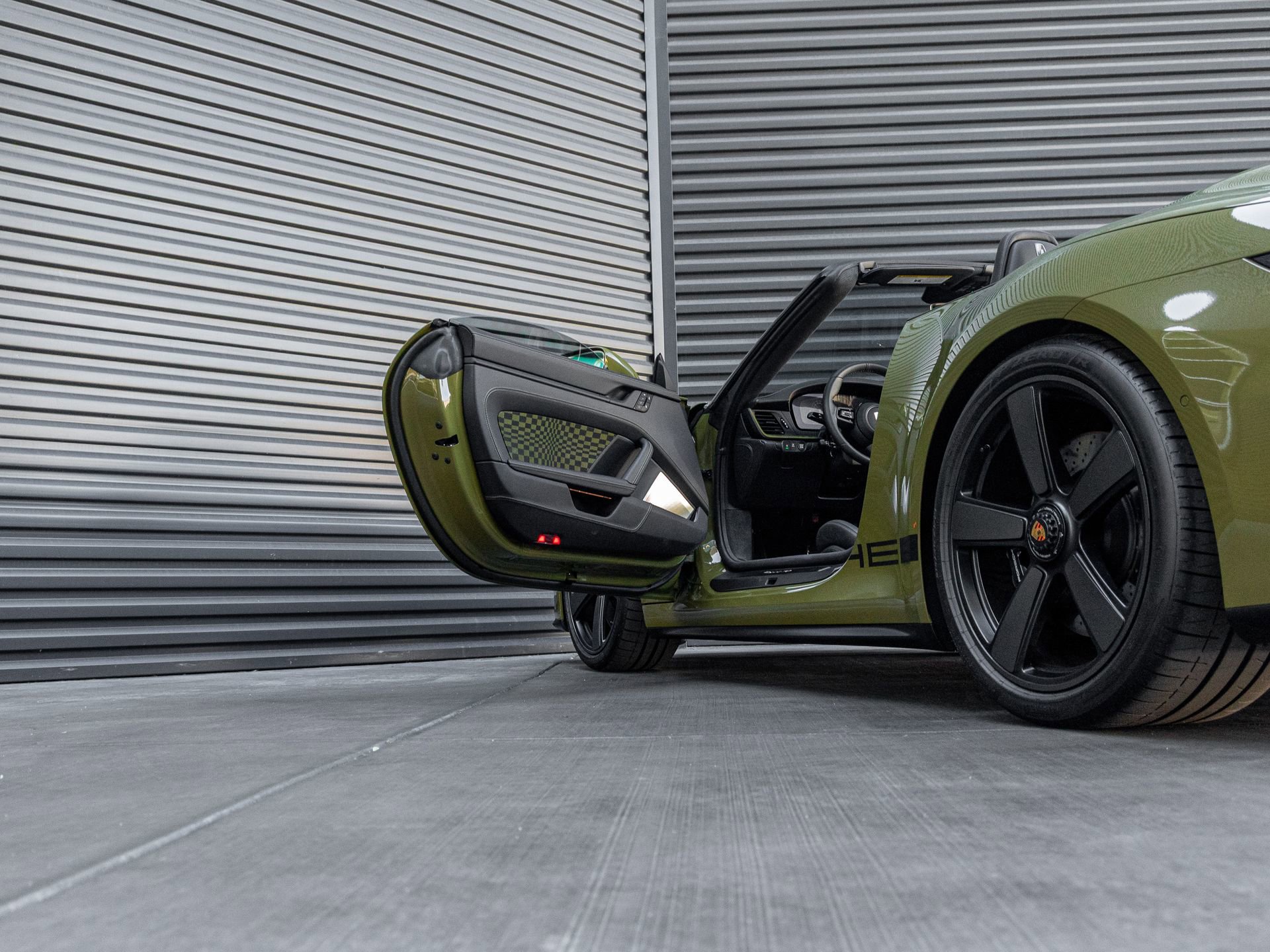 Certified 2026 Porsche 911 Carrera GTS RWD image 16