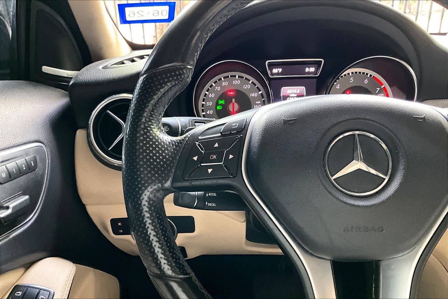 Used 2015 Mercedes-Benz GLA 250 image 23