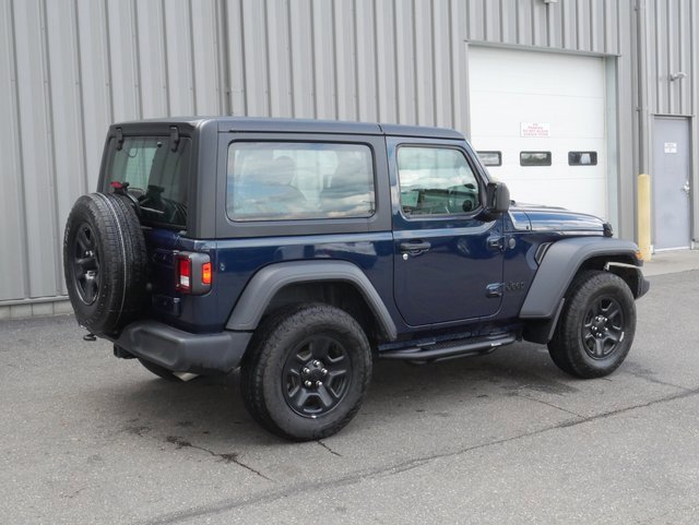 Used 2025 Jeep Wrangler Sport image 9