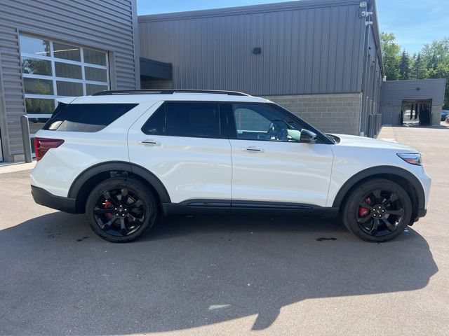 Used 2024 Ford Explorer ST w/ Equipment Group 401A AWD/4WD image 4