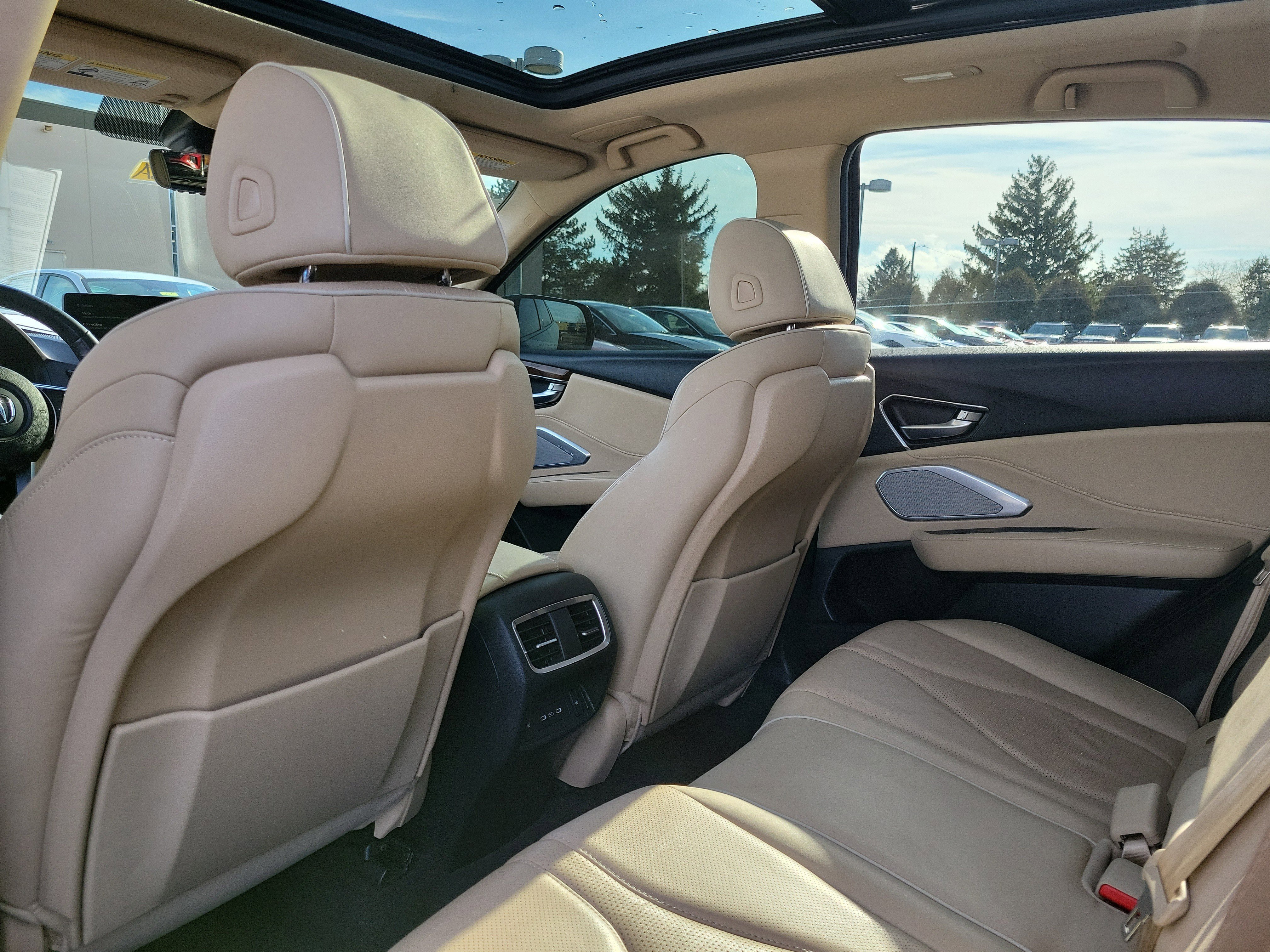 Used 2022 Acura RDX AWD w/ Advance Package image 14