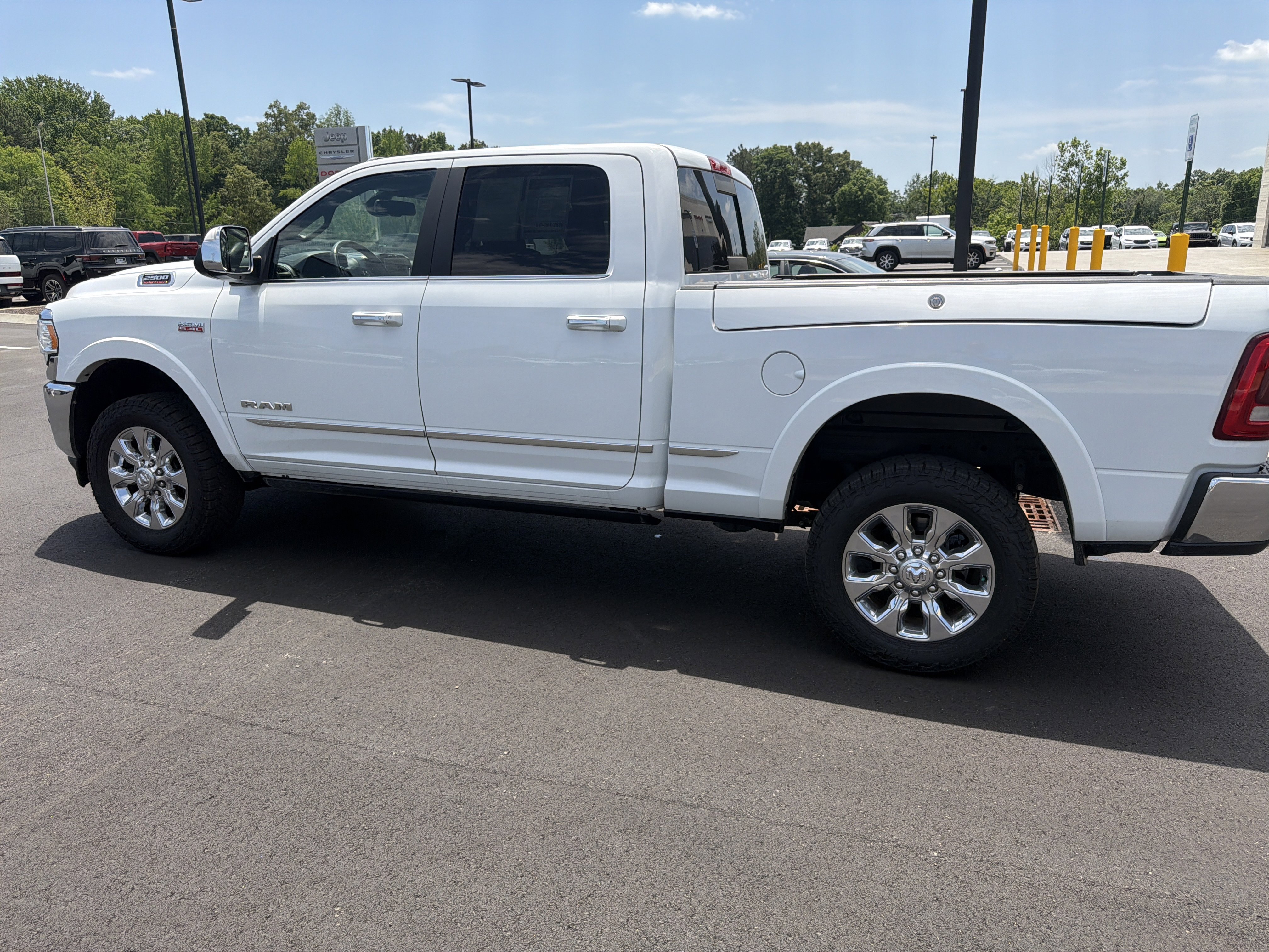 Used 2020 RAM 2500 Limited AWD/4WD image 17