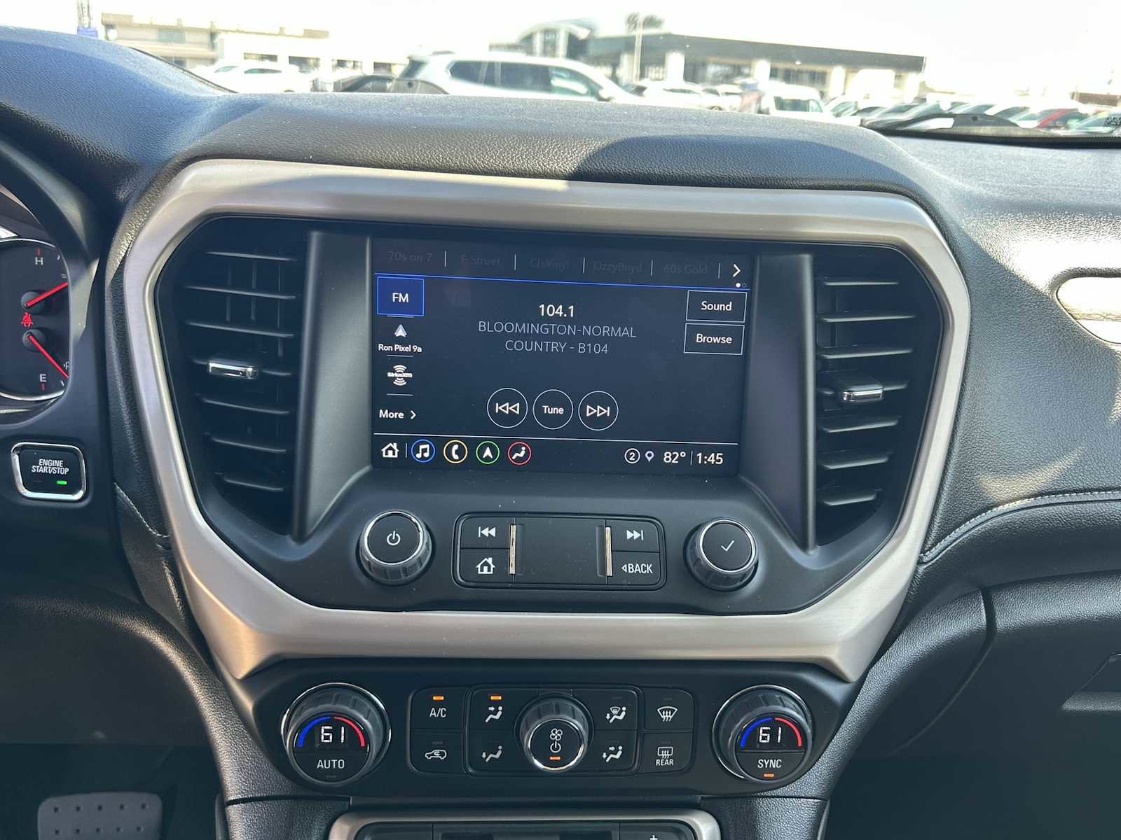 Used 2023 GMC Acadia Denali image 13