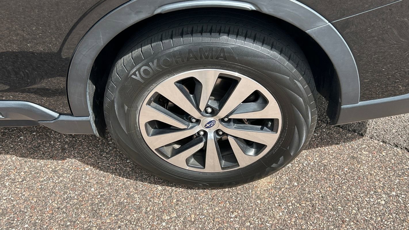 Used 2021 Subaru Outback Premium image 14