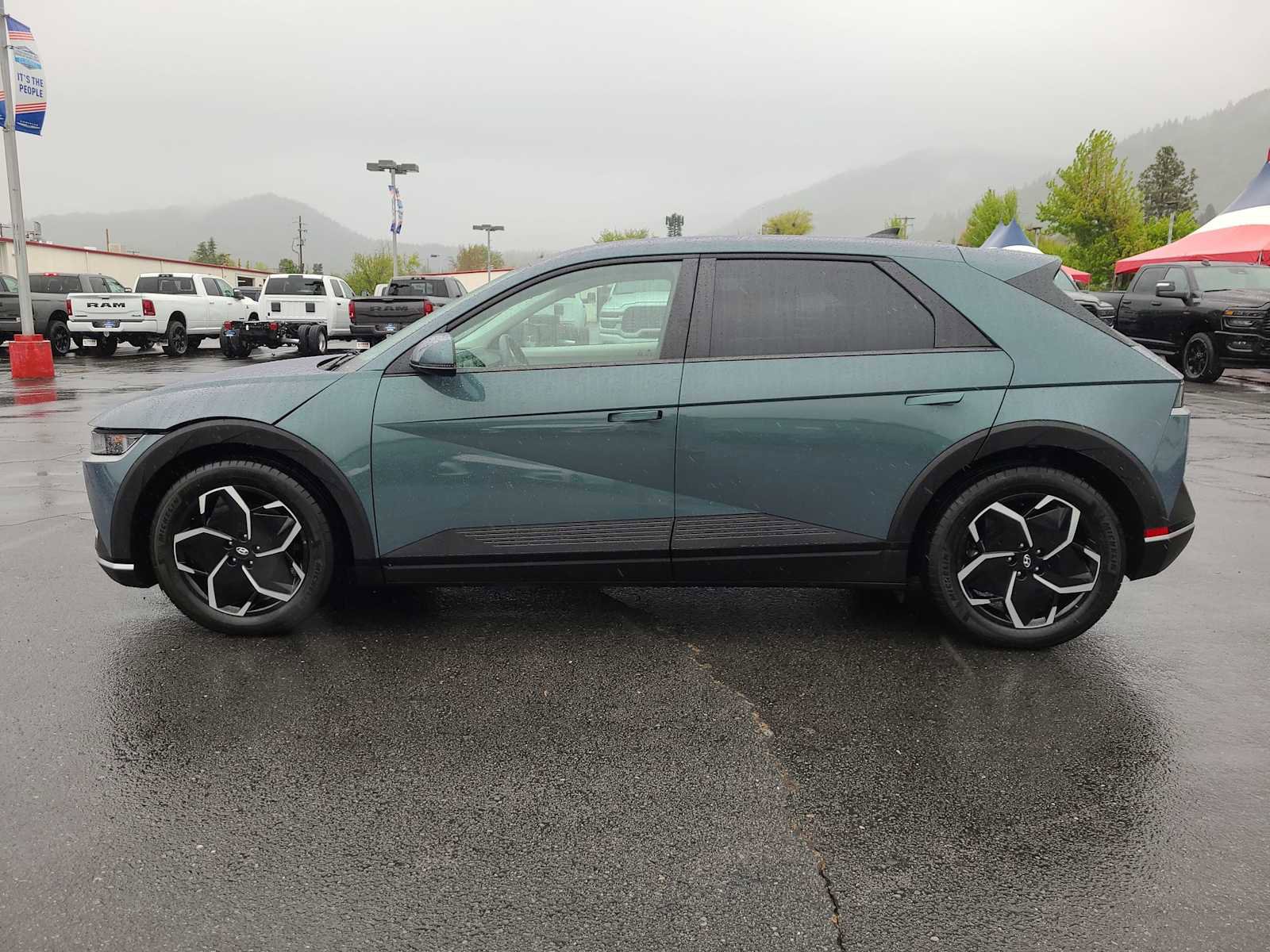 Used 2024 Hyundai Ioniq 5 SEL RWD image 11