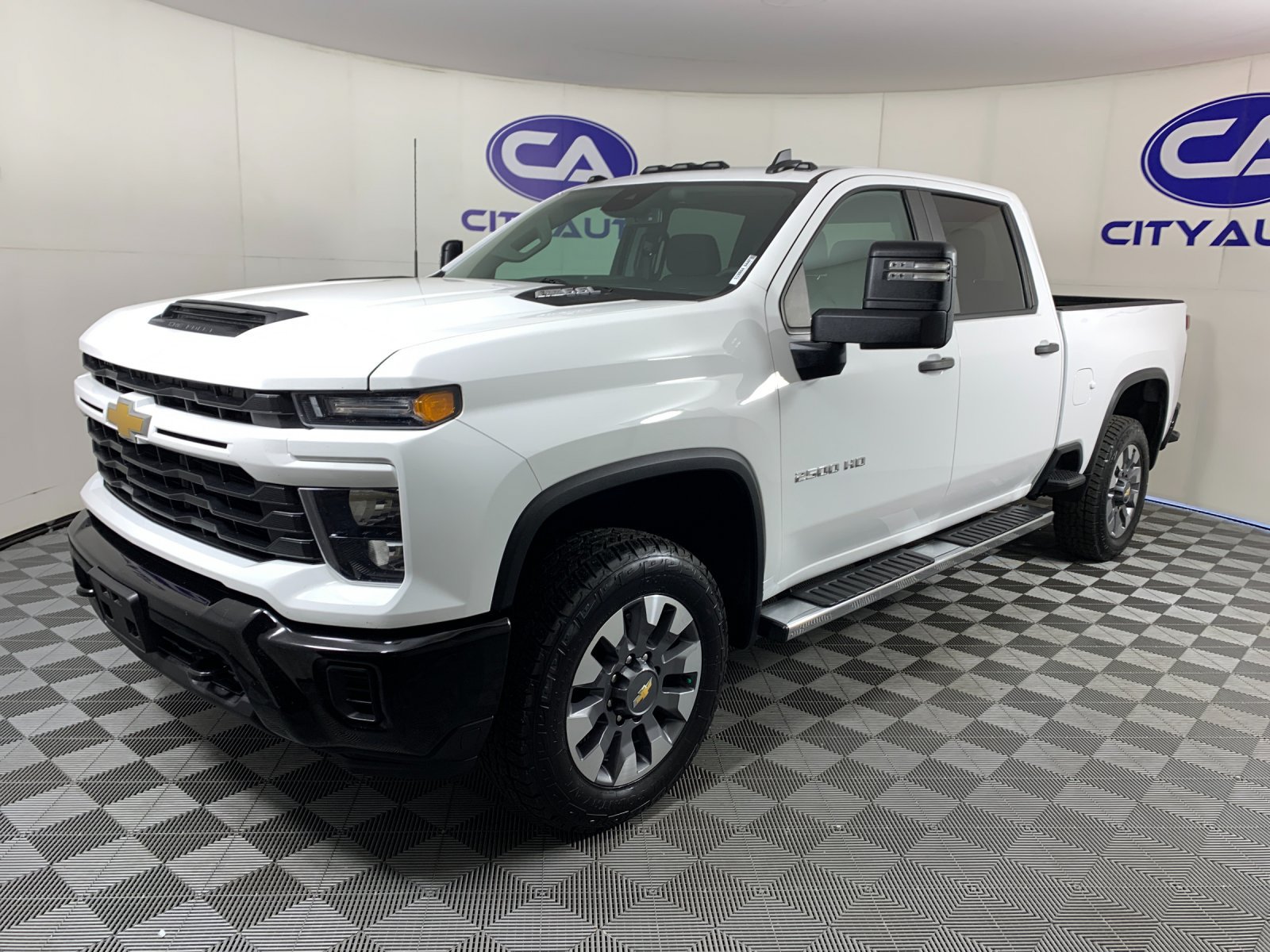 Used 2024 Chevrolet Silverado 2500 Custom w/ Custom Value Package RWD image 6