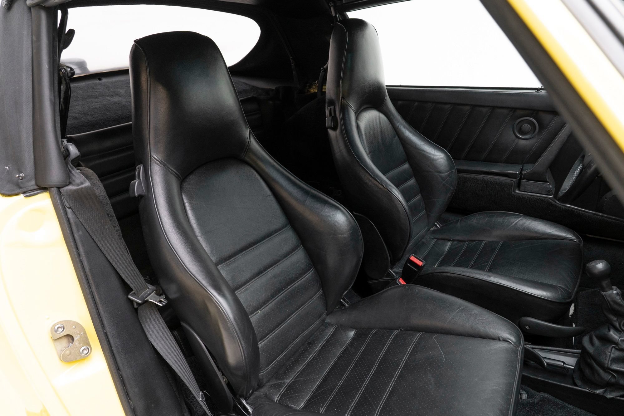 Used 1988 Porsche 911 Carrera RWD image 45