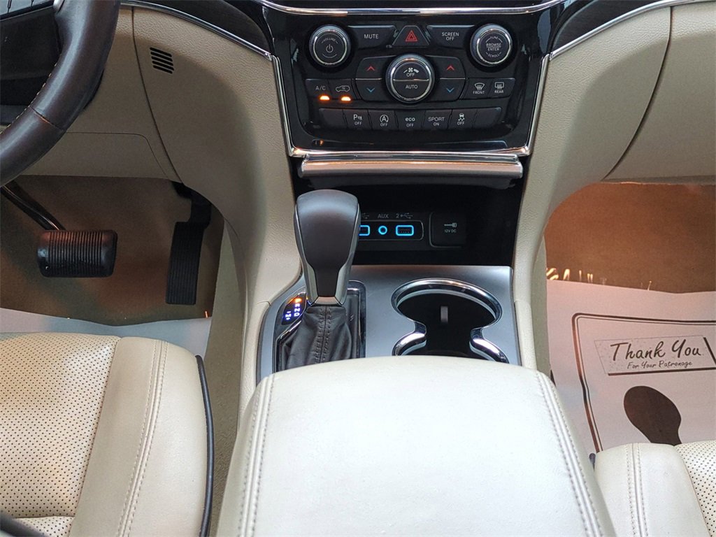 Certified 2020 Jeep Grand Cherokee Overland image 20