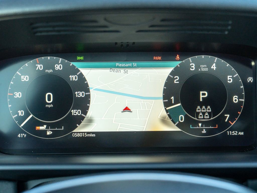 Certified 2022 Land Rover Discovery S image 14