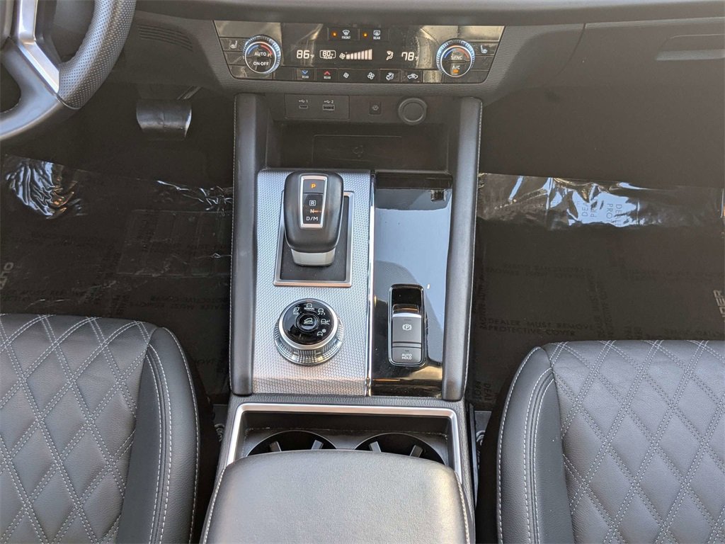 Used 2024 Mitsubishi Outlander SEL image 21