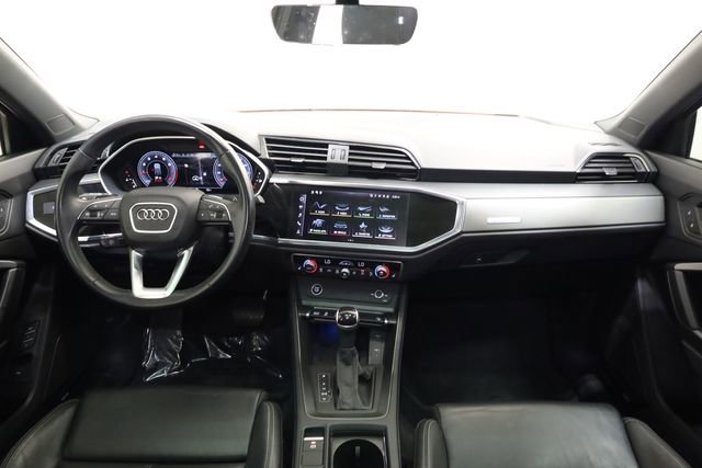 Used 2024 Audi Q3 2.0T Premium Plus image 16