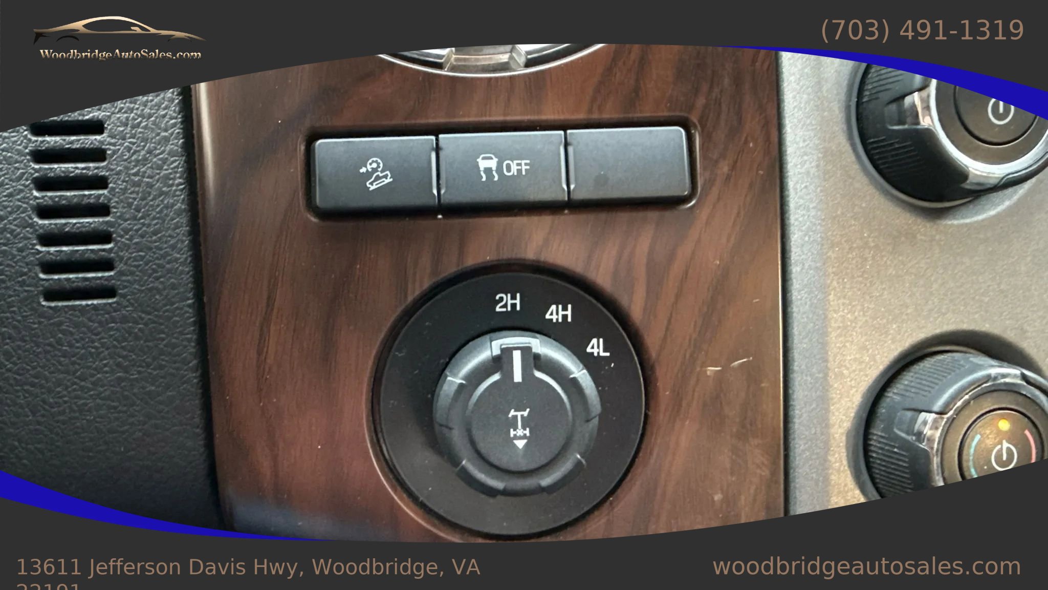 Used 2015 Ford F250 Lariat w/ Lariat Ultimate Package image 25