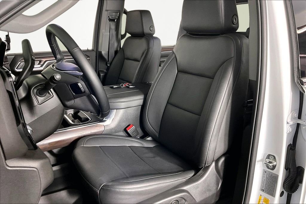 Used 2024 GMC Sierra 2500 SLT w/ SLT Premium Package image 22