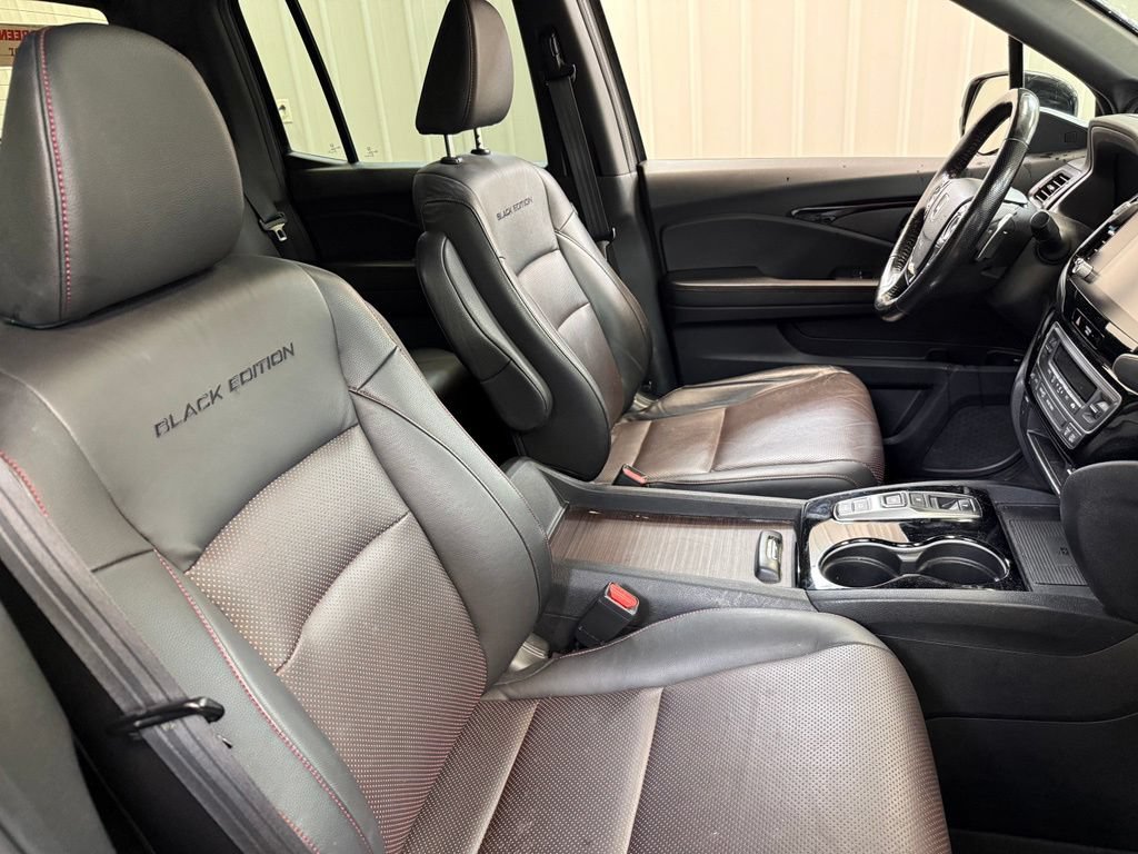 Used 2022 Honda Ridgeline Black Edition image 35