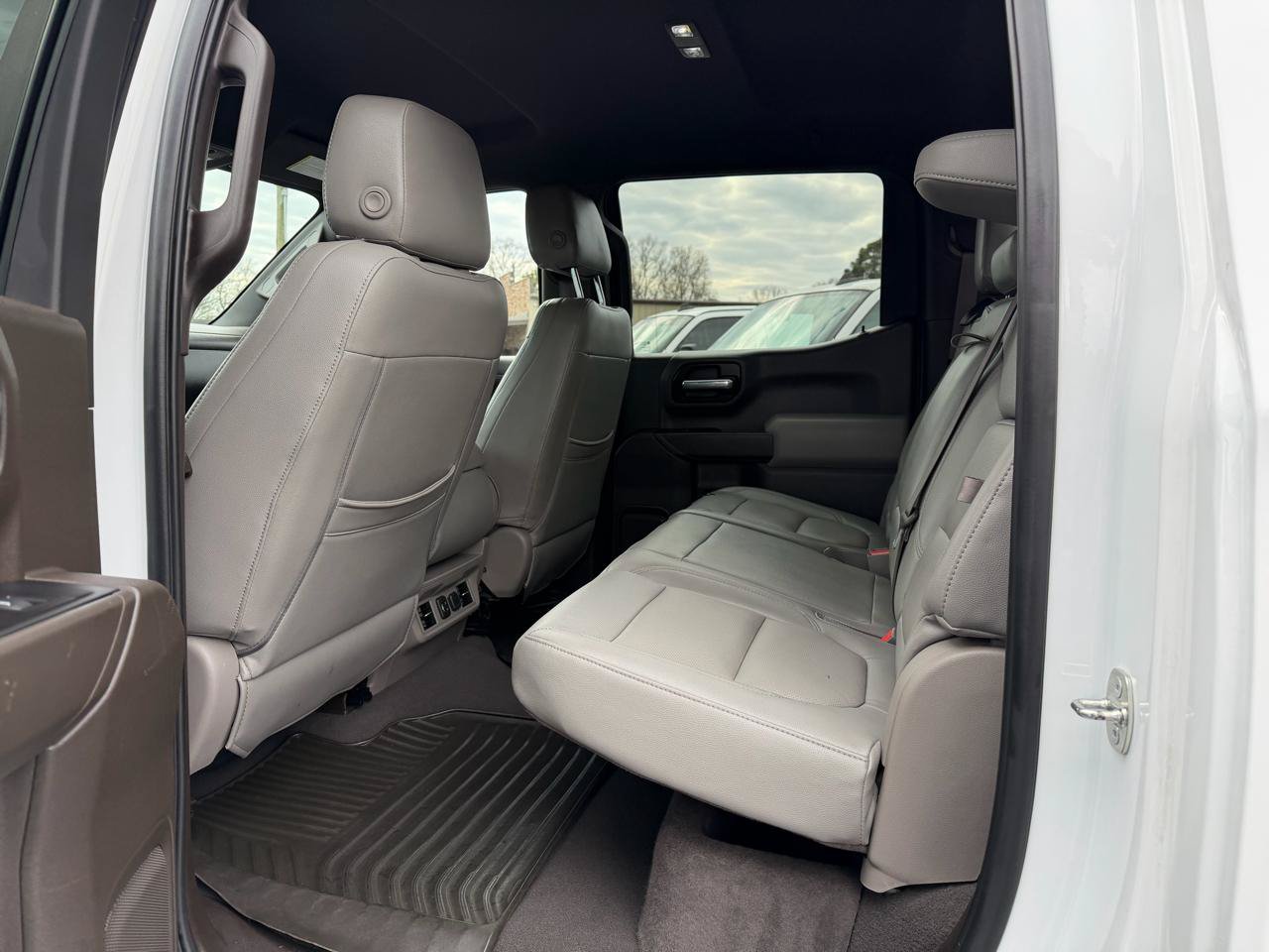Used 2022 Chevrolet Silverado 1500 LT w/ Texas Edition Plus RWD image 10