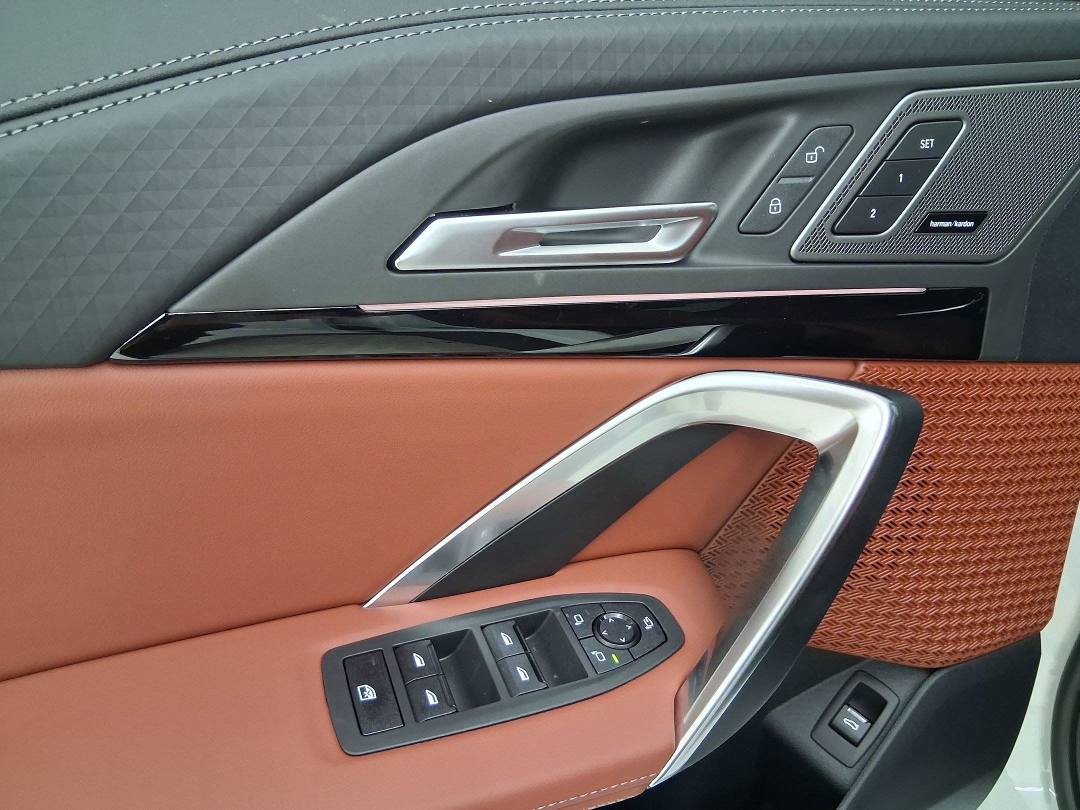 New 2026 BMW X2 xDrive28i w/ Technology Package image 23