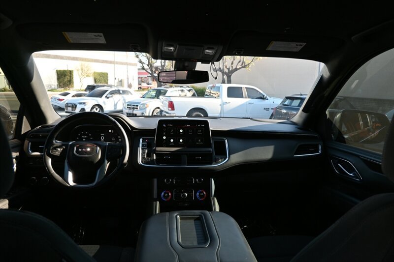 Used 2022 GMC Yukon SLE AWD/4WD image 38
