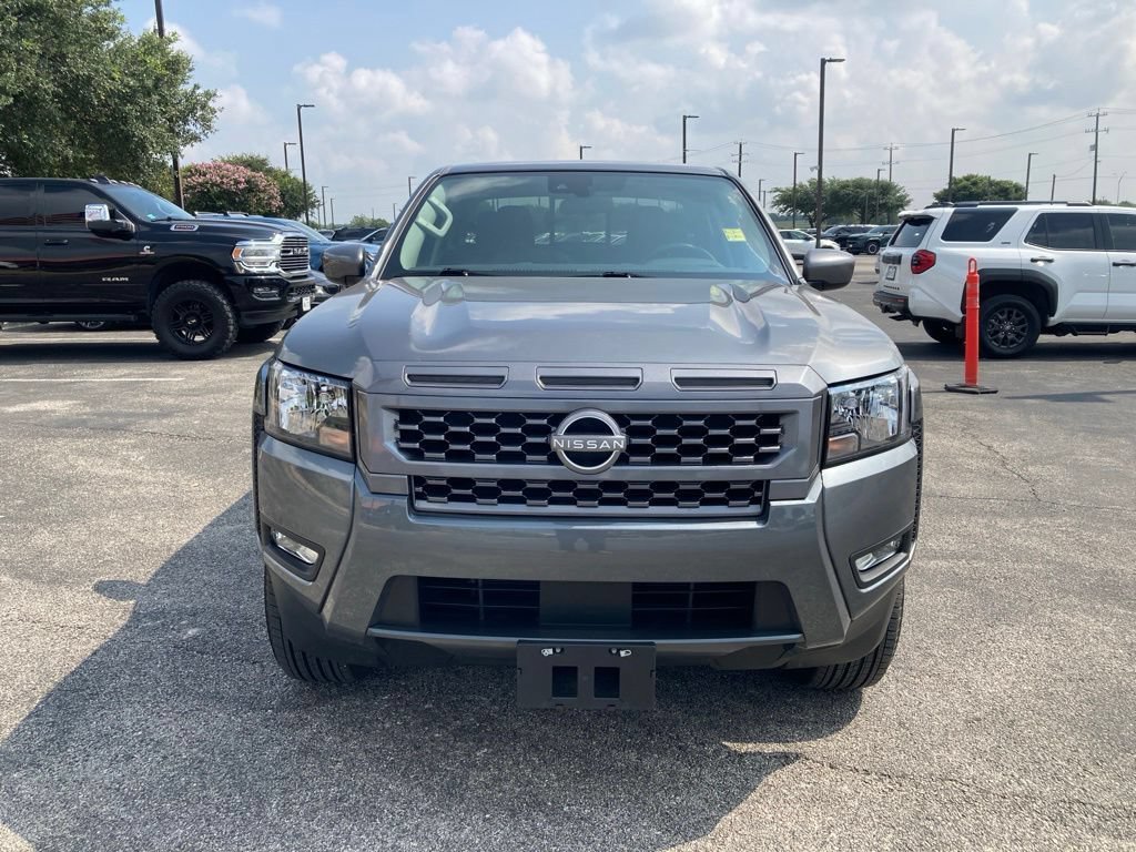 Used 2025 Nissan Frontier SV w/ SV Convenience Package RWD image 2