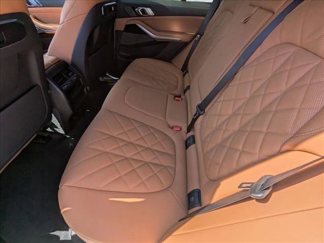 New 2026 BMW X5 xDrive50e image 15