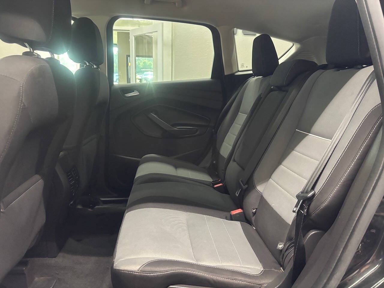 Used 2013 Ford C-MAX SE FWD image 17