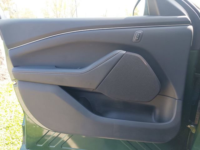 Certified 2025 Ford Mustang Mach-E Select image 27