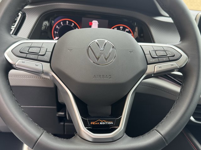 New 2026 Volkswagen Atlas Peak Edition image 18