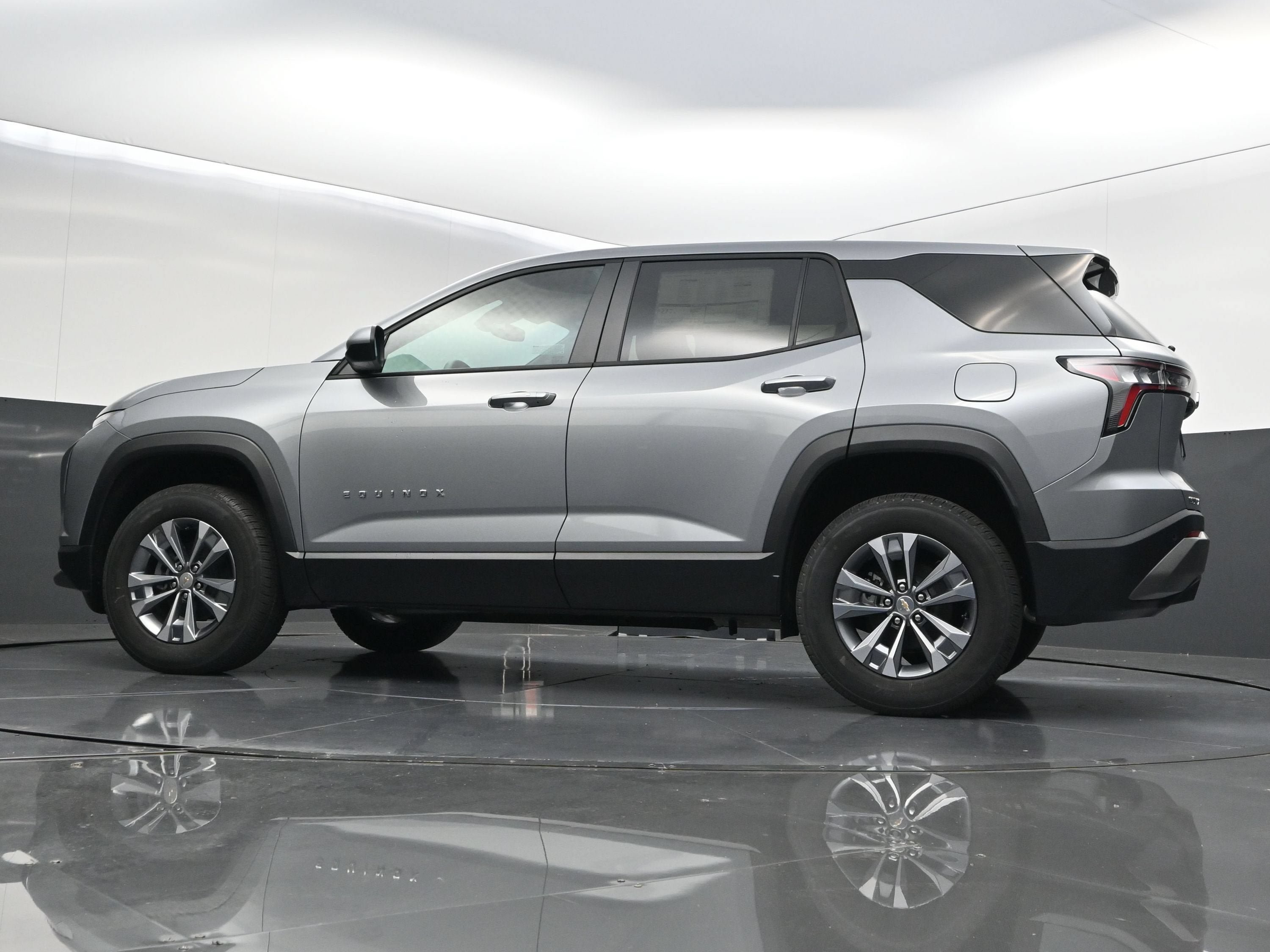 New 2027 Chevrolet Equinox LT FWD image 41