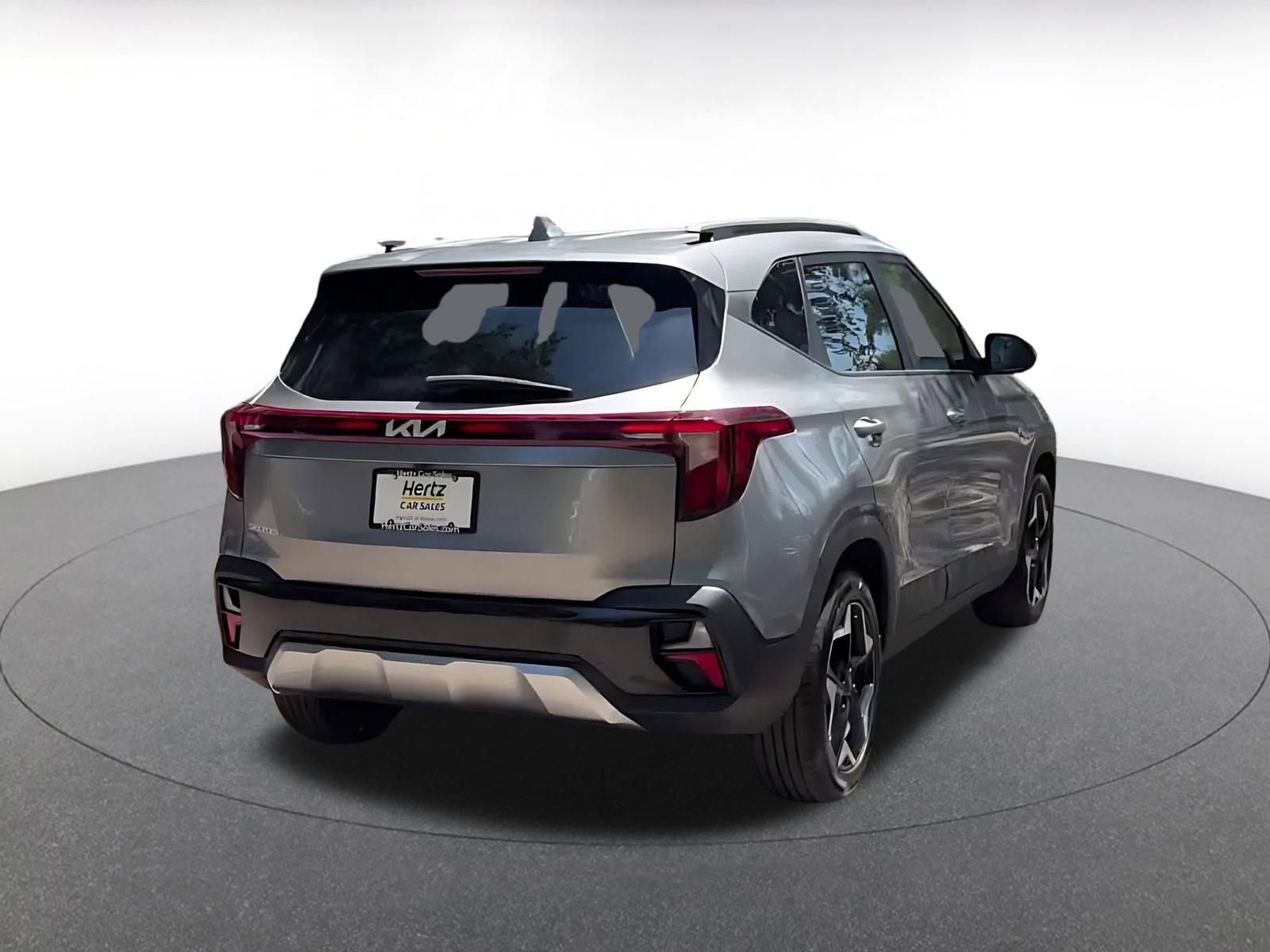 Used 2025 Kia Seltos S FWD image 14