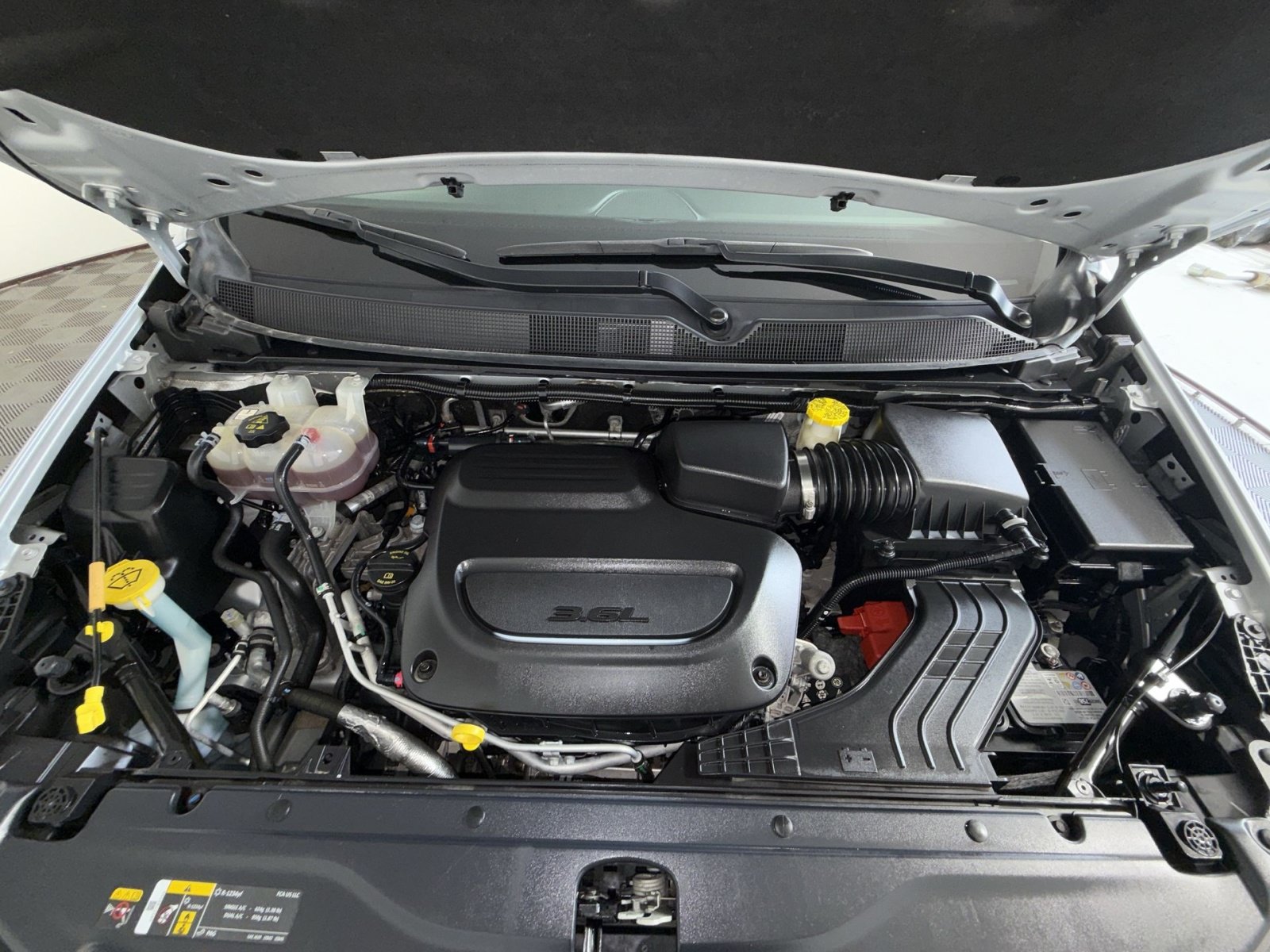 Used 2024 Chrysler Voyager LX FWD image 26