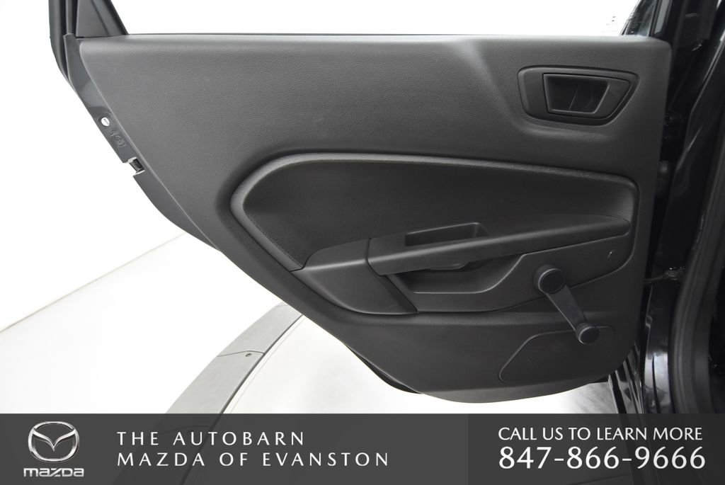 Used 2015 Ford Fiesta S image 30
