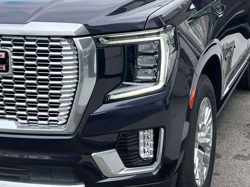 Used 2023 GMC Yukon Denali image 9