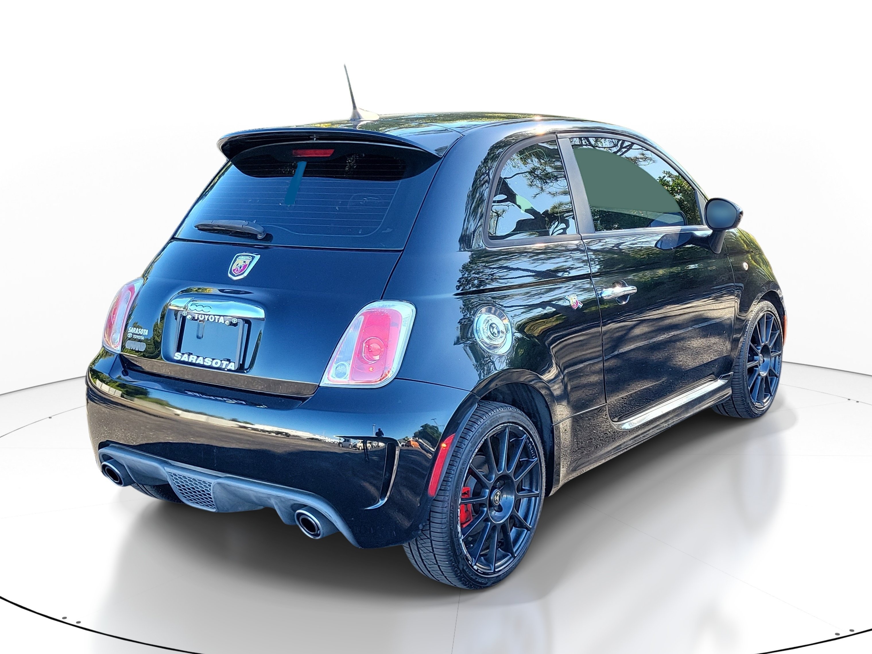 Used 2016 FIAT 500 Abarth w/ Mopar Scorpion Package FWD image 6