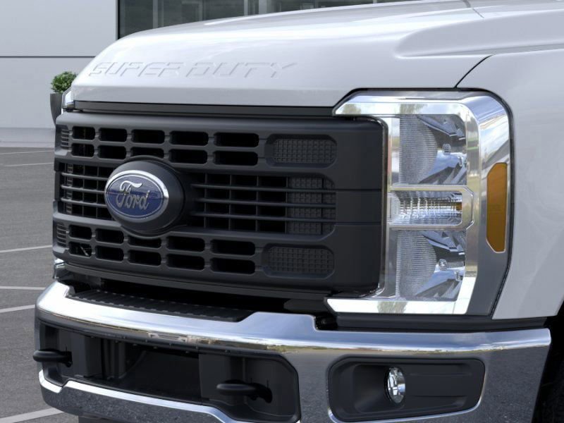 New 2025 Ford F250 XL w/ FX4 Off-Road Package AWD/4WD image 23