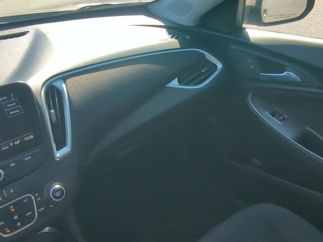 Used 2024 Chevrolet Malibu LT image 18