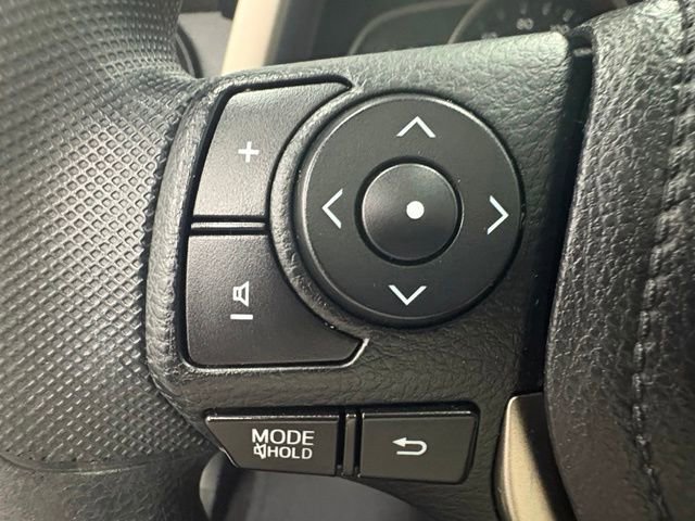 Used 2014 Toyota RAV4 XLE AWD/4WD image 14