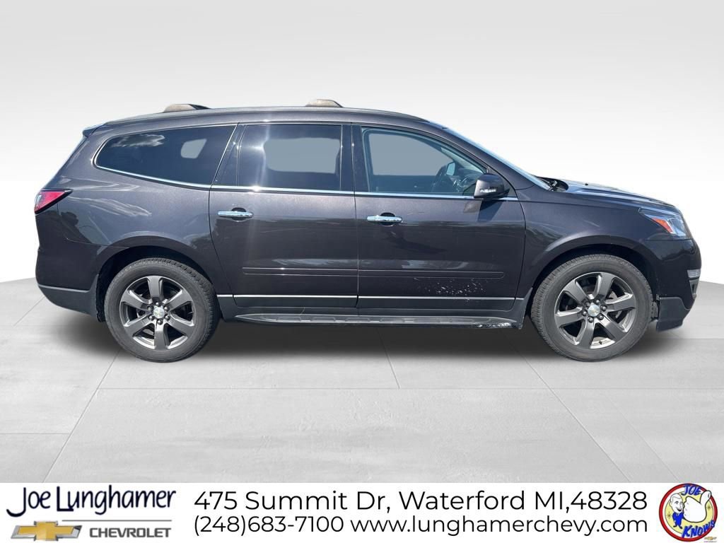 Used 2017 Chevrolet Traverse LT AWD/4WD image 2